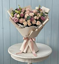 Букет цветов из:  Розы и Лизиантусы в Сухобезводное