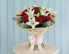 Букет цветов из:  Лилии и Розы в Сухобезводное