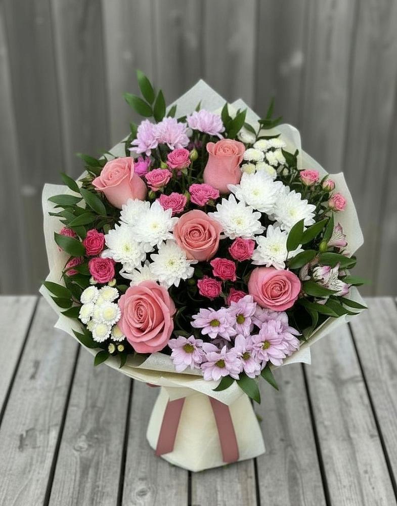 Букет цветов из: Альстромерии, Гвоздики, Розы и Хризантемы в Сухобезводное
