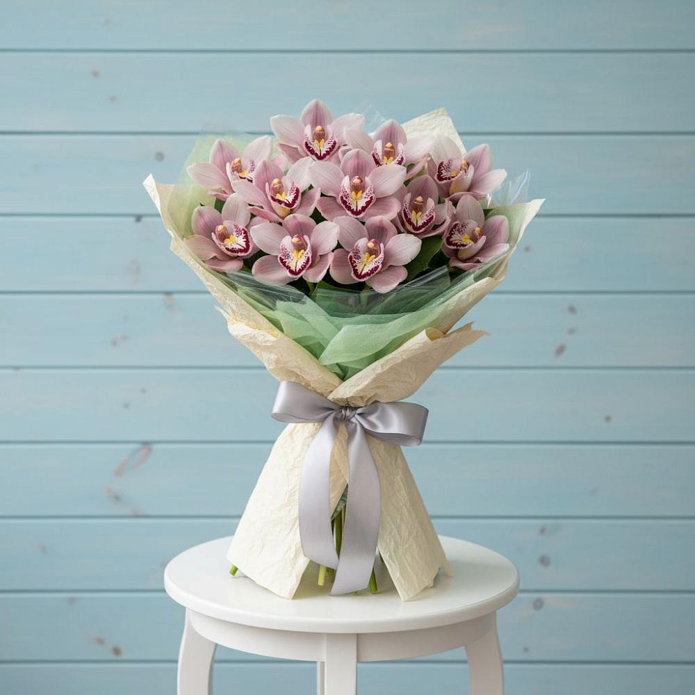 Букет цветов из: Орхидеи и Розы в Сухобезводное