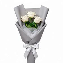 Букет 3 белые розы в Сухобезводное