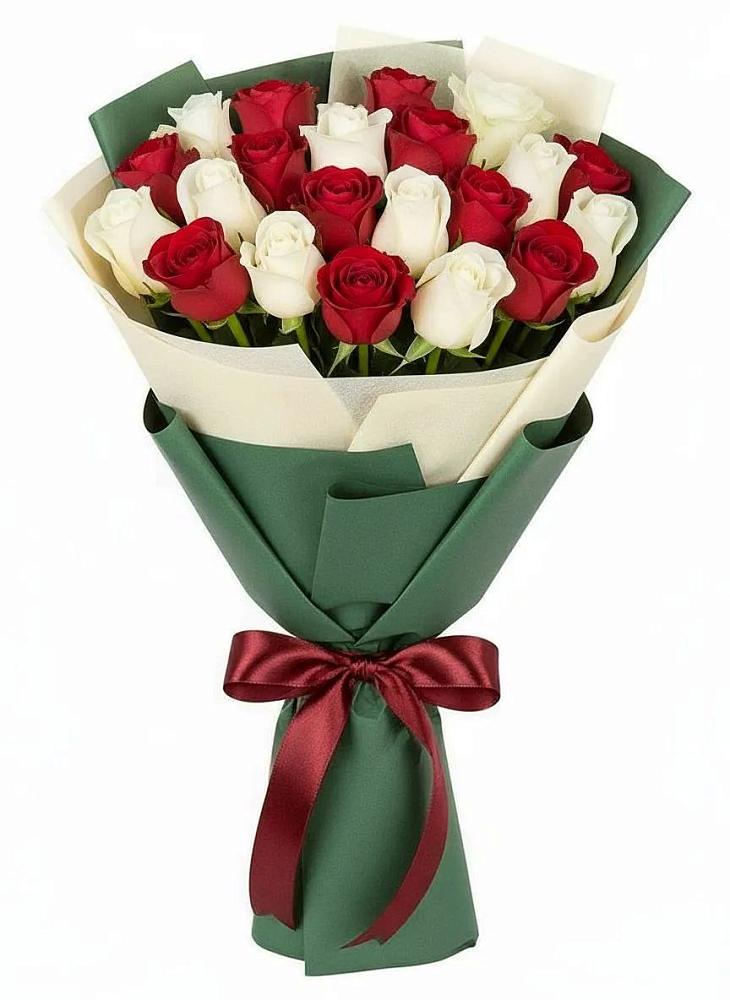 Букет Микс из красных и белых роз в Сухобезводное
