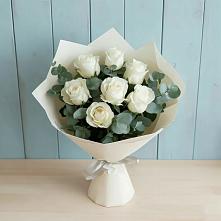 Букет Белые розы в Эвкалипте в Сухобезводное