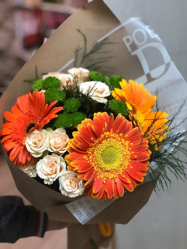 Букет цветов из: Герберы, Хризантемы и Розы в Сухобезводное