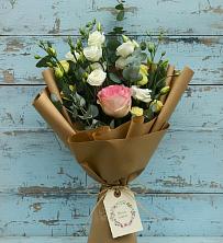 Букет цветов из:  Розы и Лизиантусы в Сухобезводное